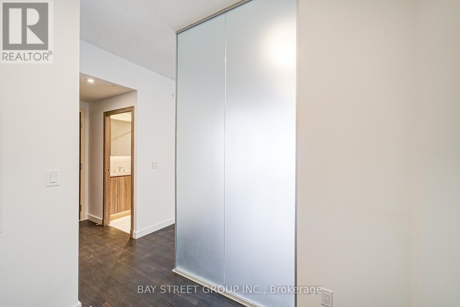 Photo 34 of 1507 27 Mcmahon Drive, Toronto ON