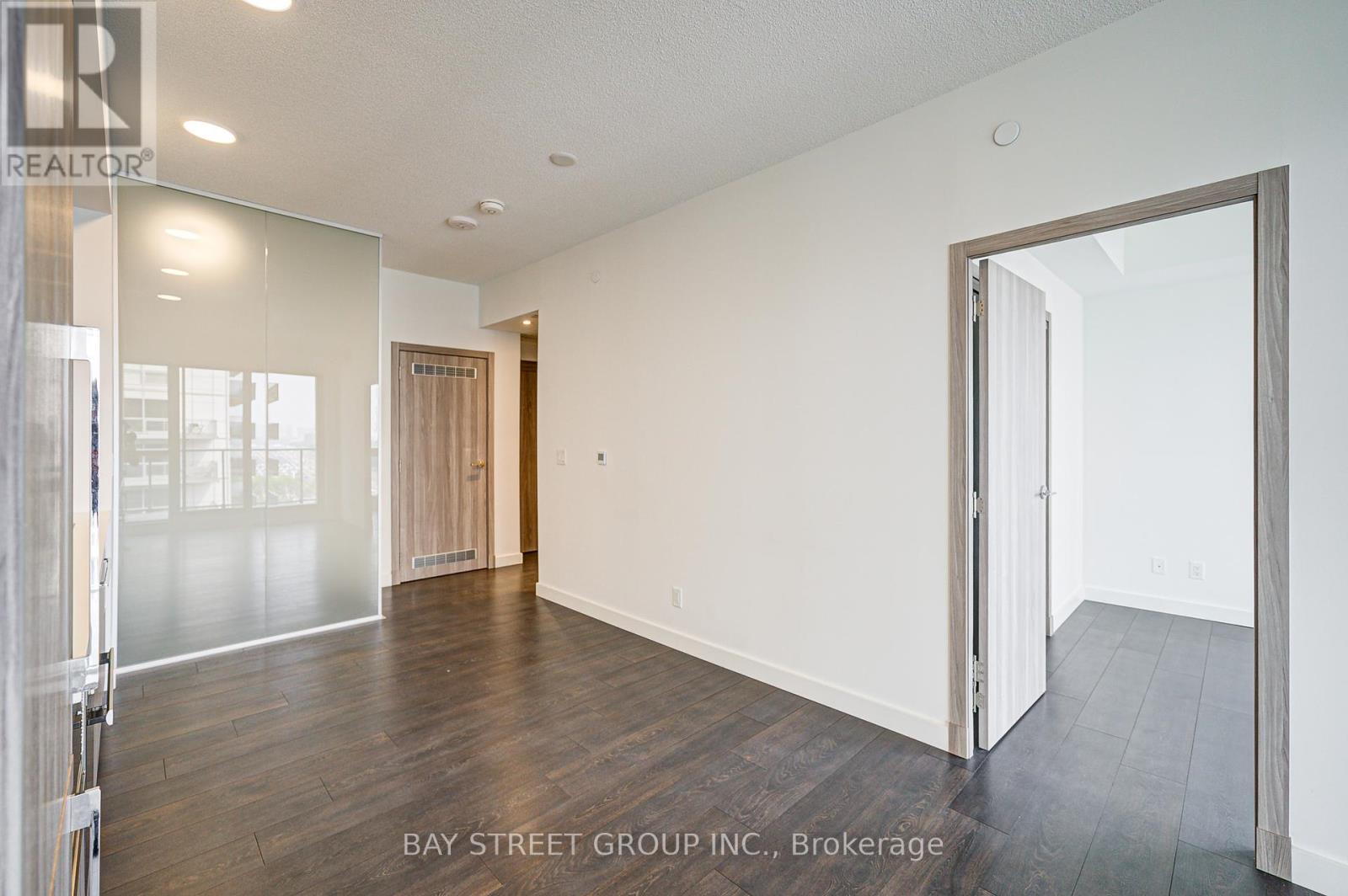 Photo 37 of 1507 27 Mcmahon Drive, Toronto ON