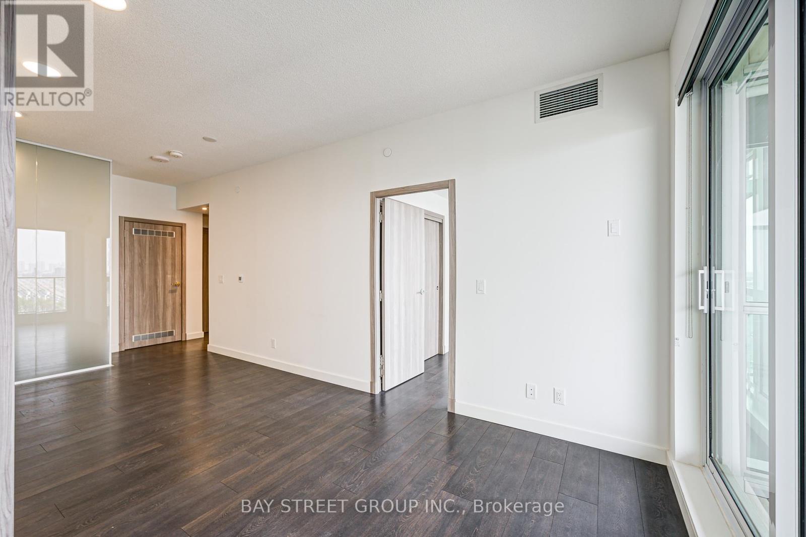 Photo 42 of 1507 27 Mcmahon Drive, Toronto ON