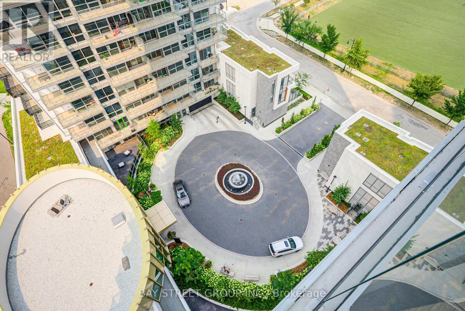 Photo 25 of 1507 27 Mcmahon Drive, Toronto ON