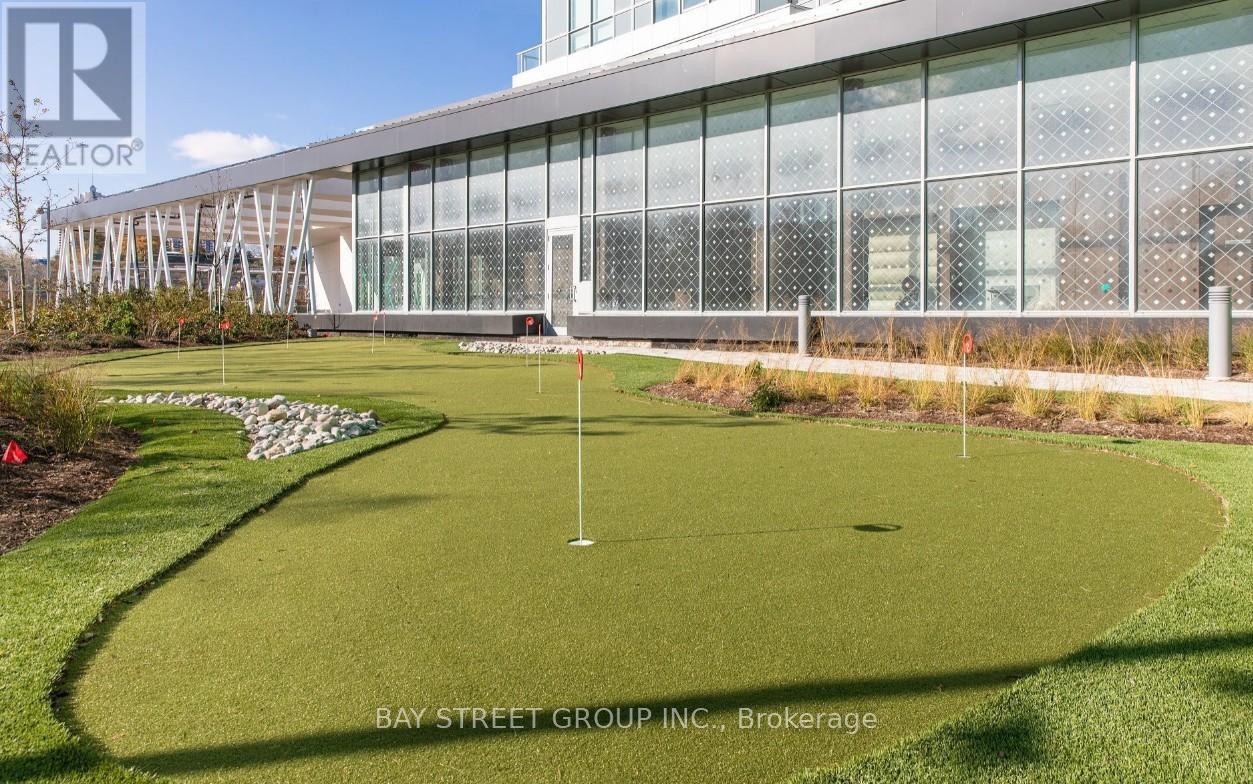 Photo 26 of 1507 27 Mcmahon Drive, Toronto ON