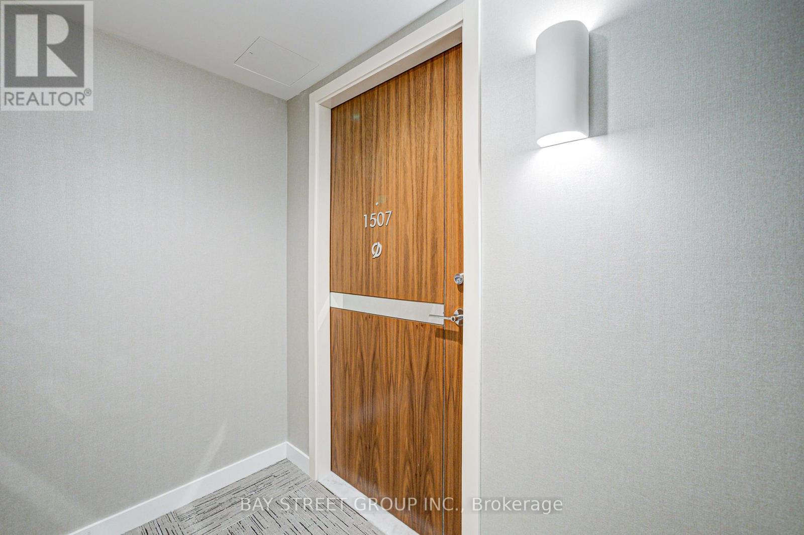Photo 14 of 1507 27 Mcmahon Drive, Toronto ON
