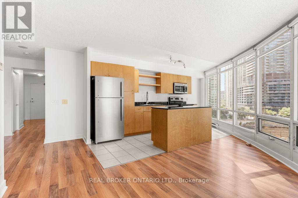 Photo 18 of 709 361 Front Street W, Toronto ON