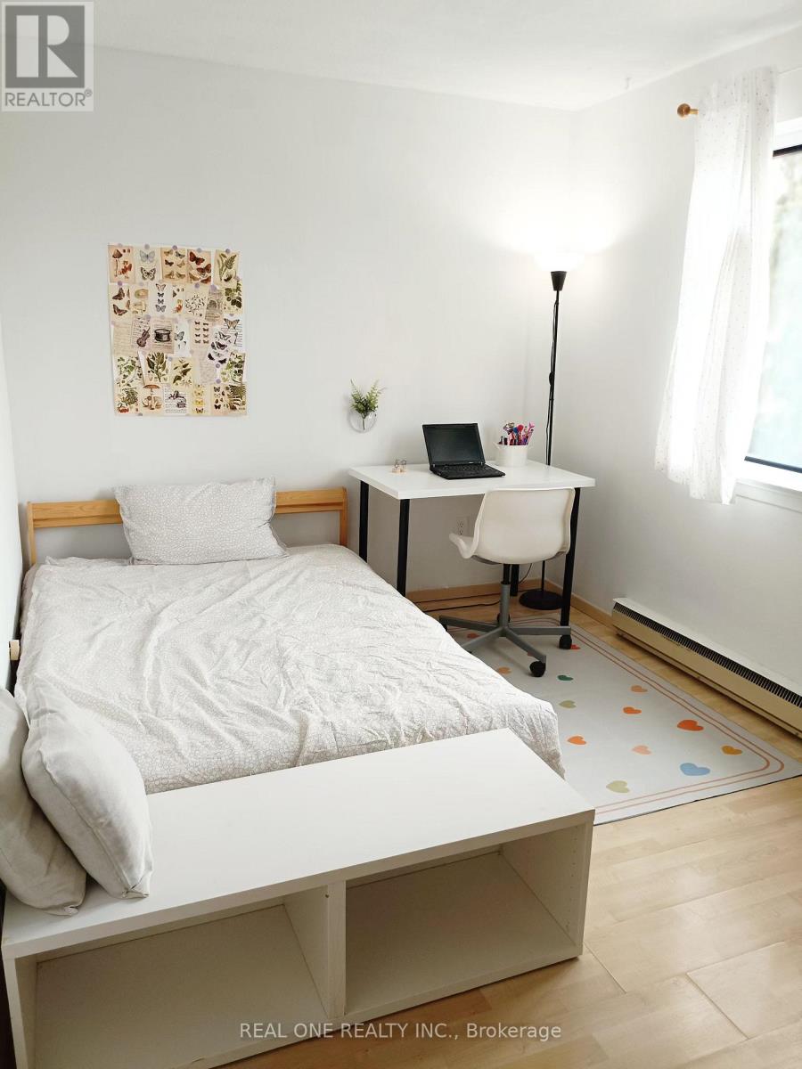 Photo 16 of 120 3740 Don Mills Road, Toronto ON