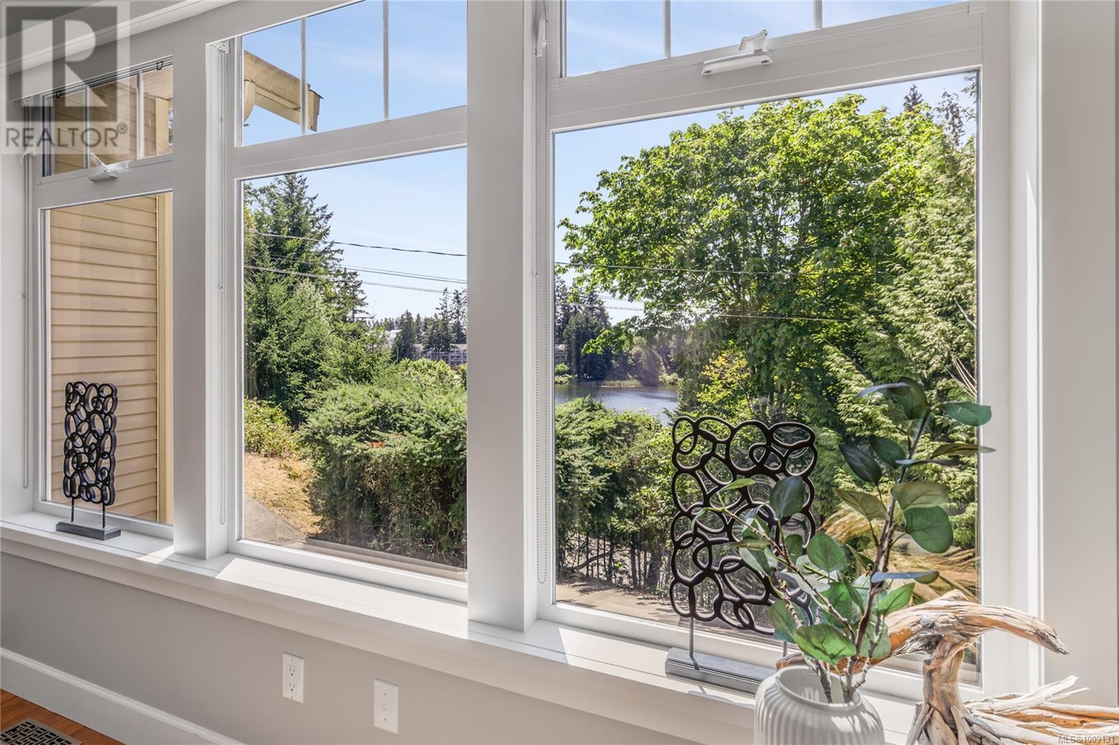 Photo 14 of 3530 Ross Rd, Nanaimo BC