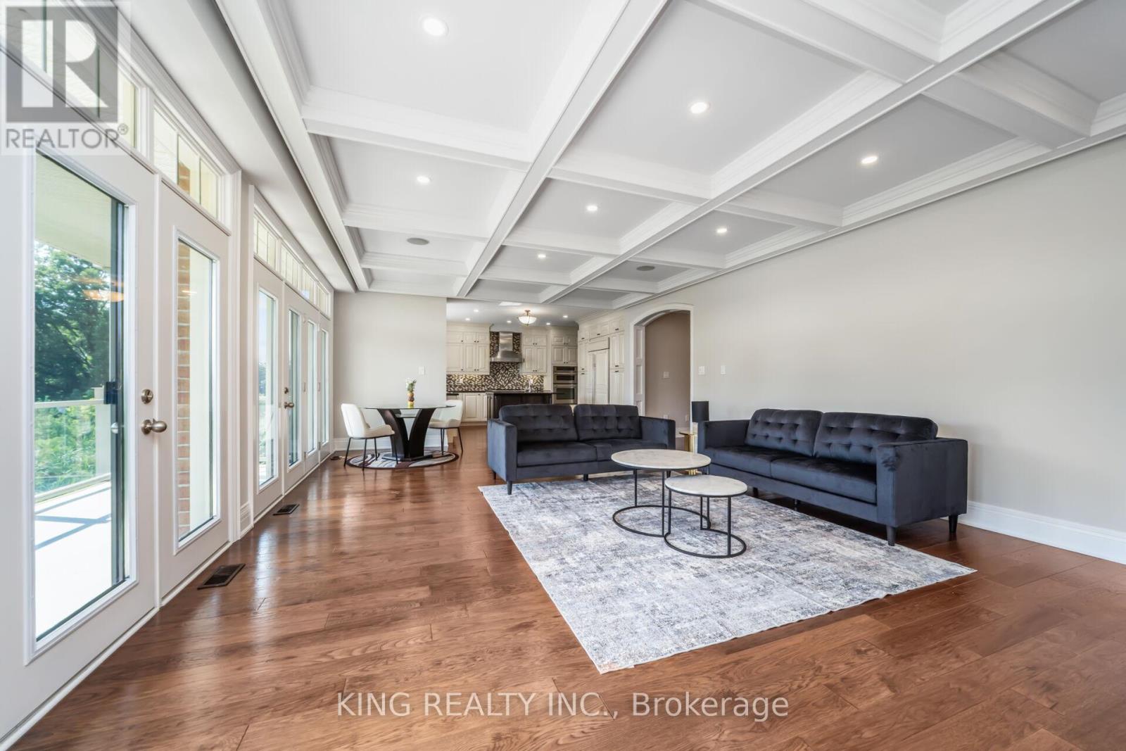 Photo 48 of 136 Coastline Drive, Brampton ON