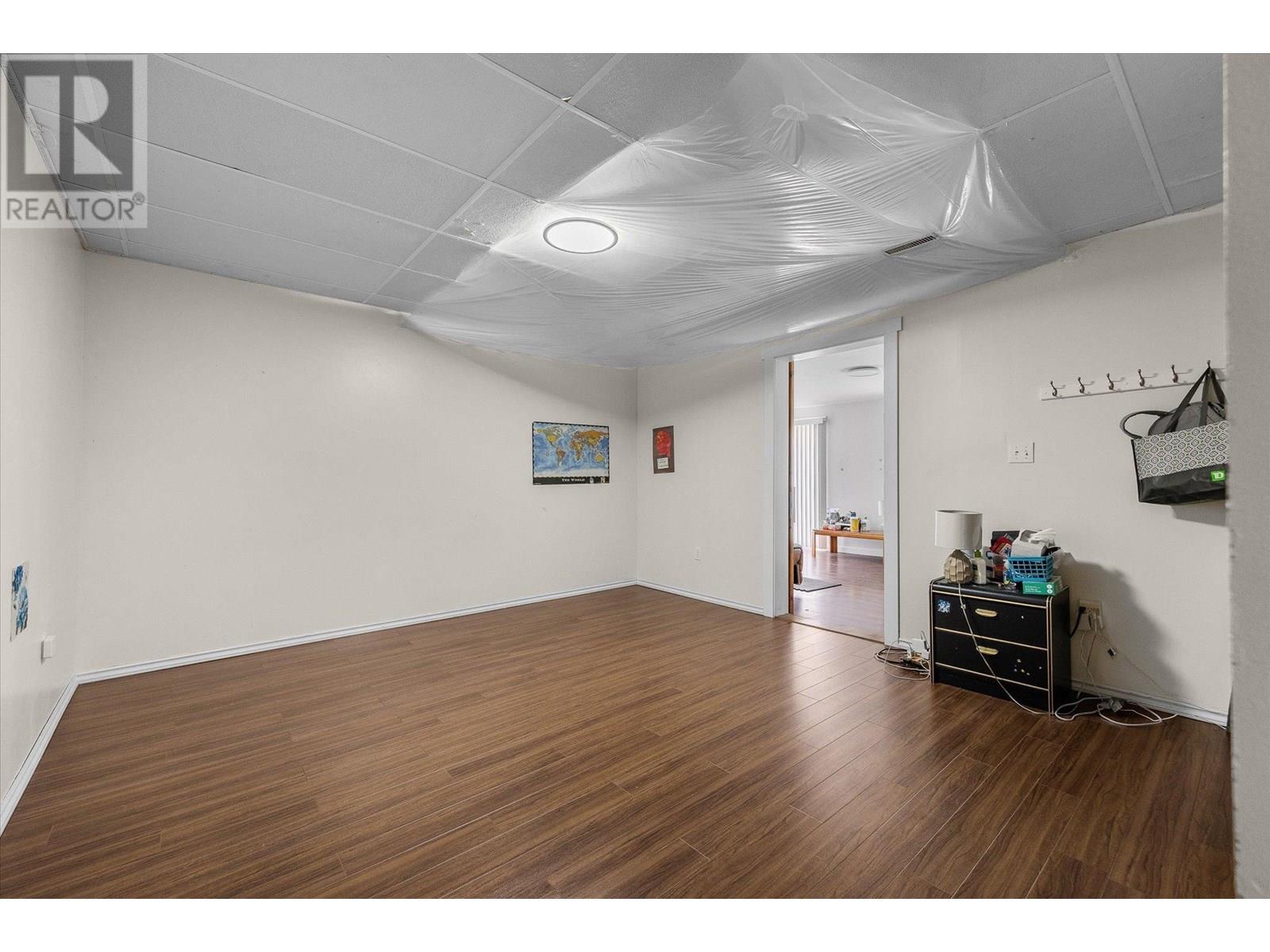 848 Webster Road, Kelowna