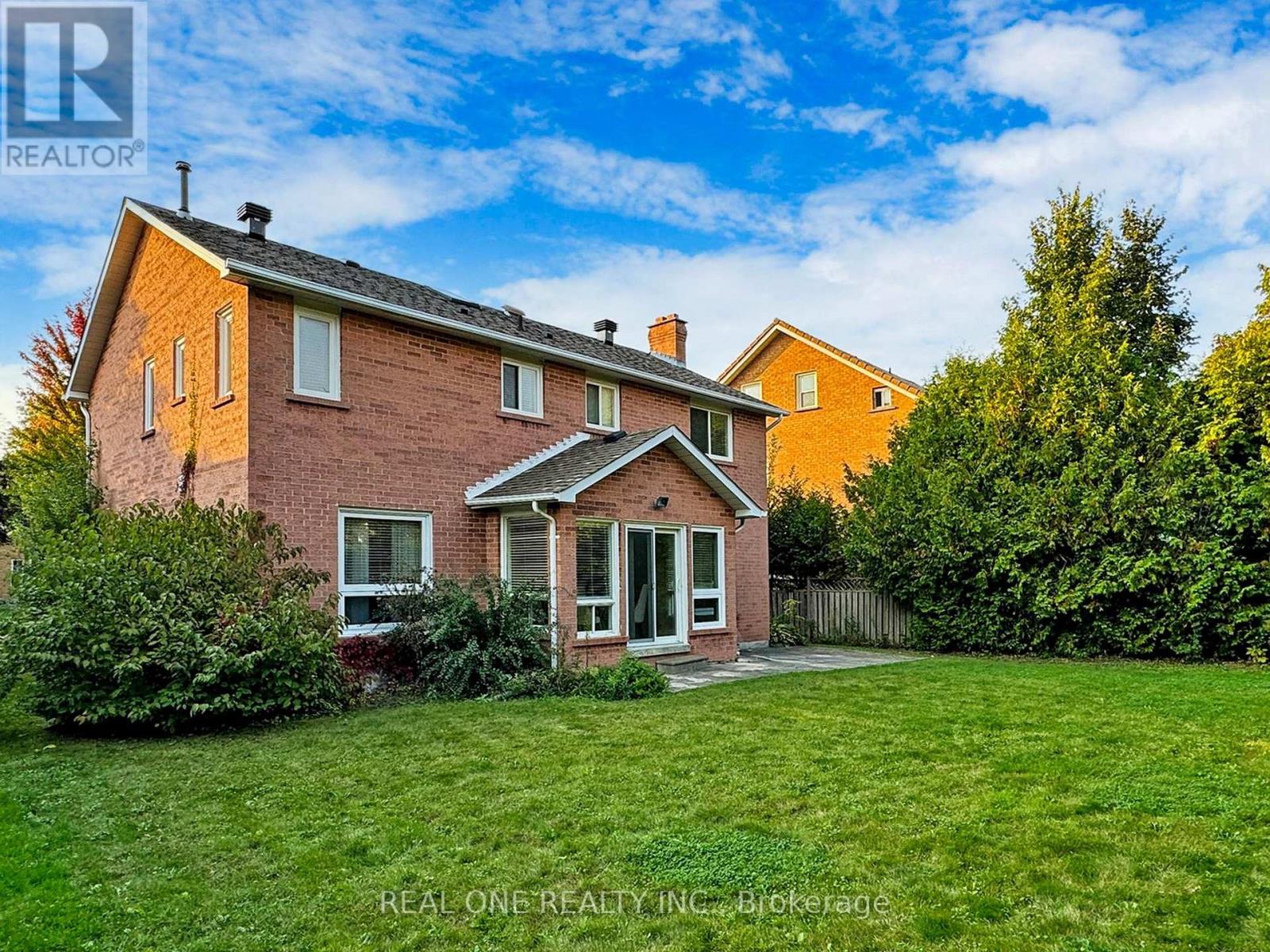 Photo 34 of 35 Aitken Circle, Markham ON