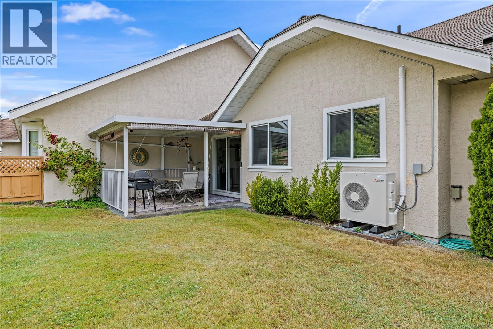 Photo 33 of 116 635 Blenkin Ave, Parksville BC