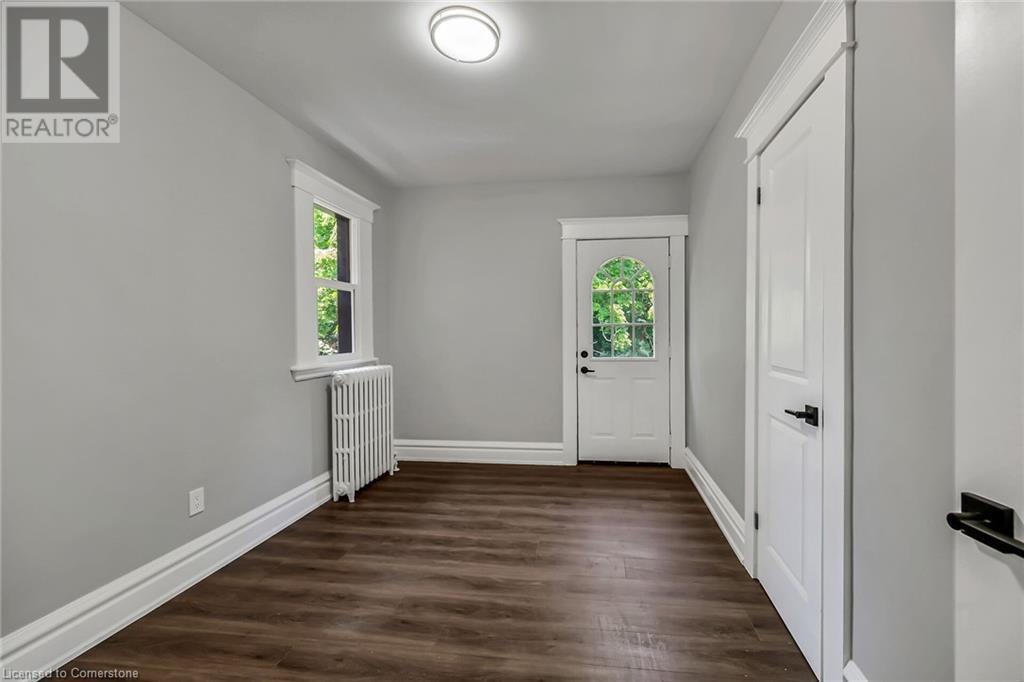 Photo 23 of 172 Sherman Avenue S, Hamilton ON