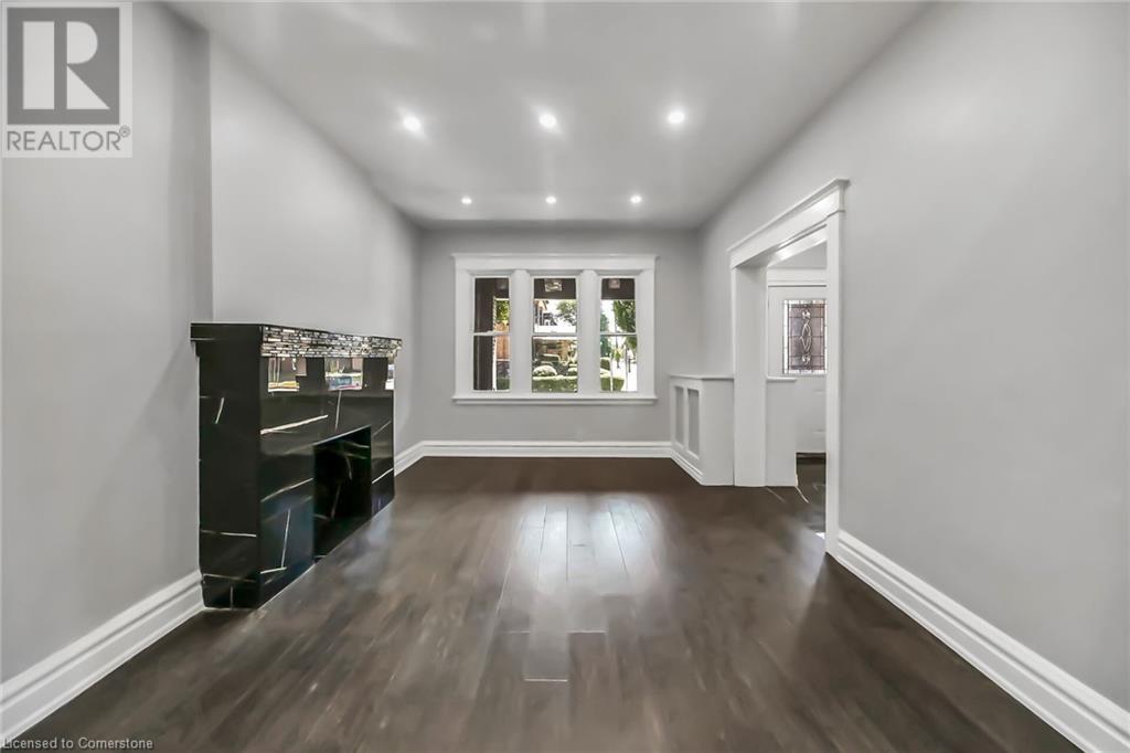 Photo 11 of 172 Sherman Avenue S, Hamilton ON