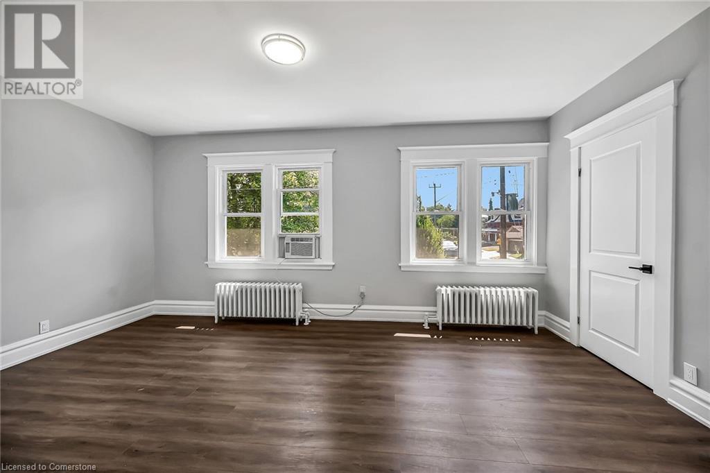 Photo 20 of 172 Sherman Avenue S, Hamilton ON