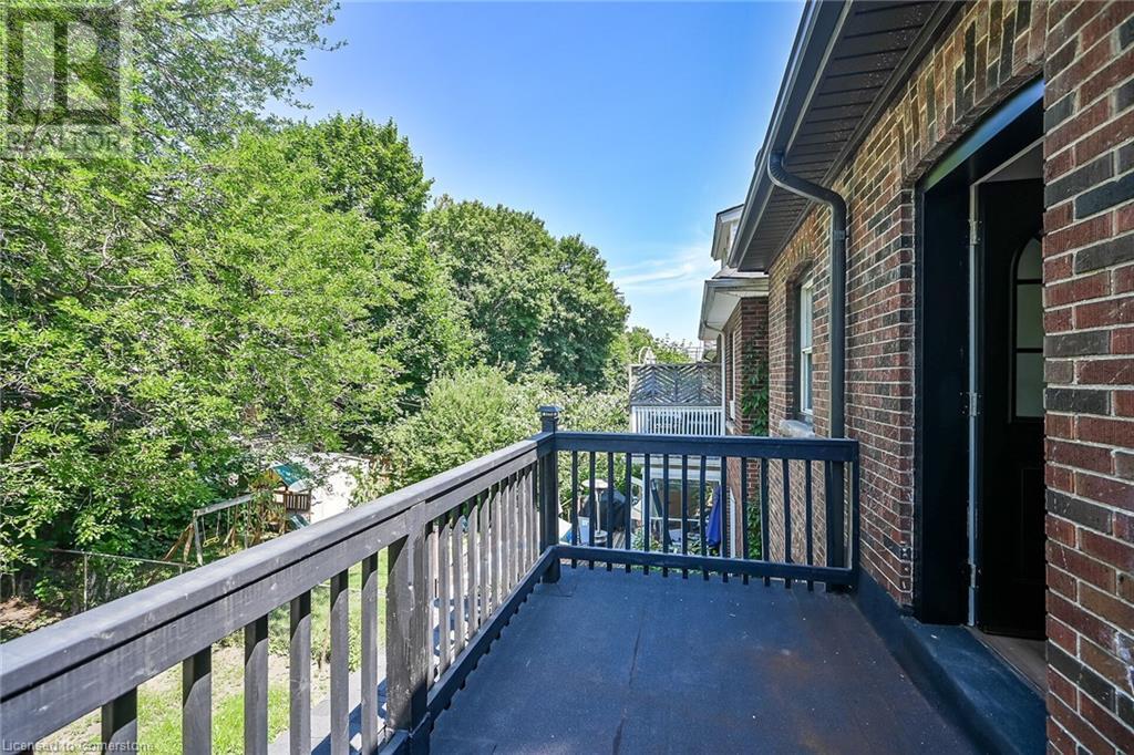 Photo 26 of 172 Sherman Avenue S, Hamilton ON