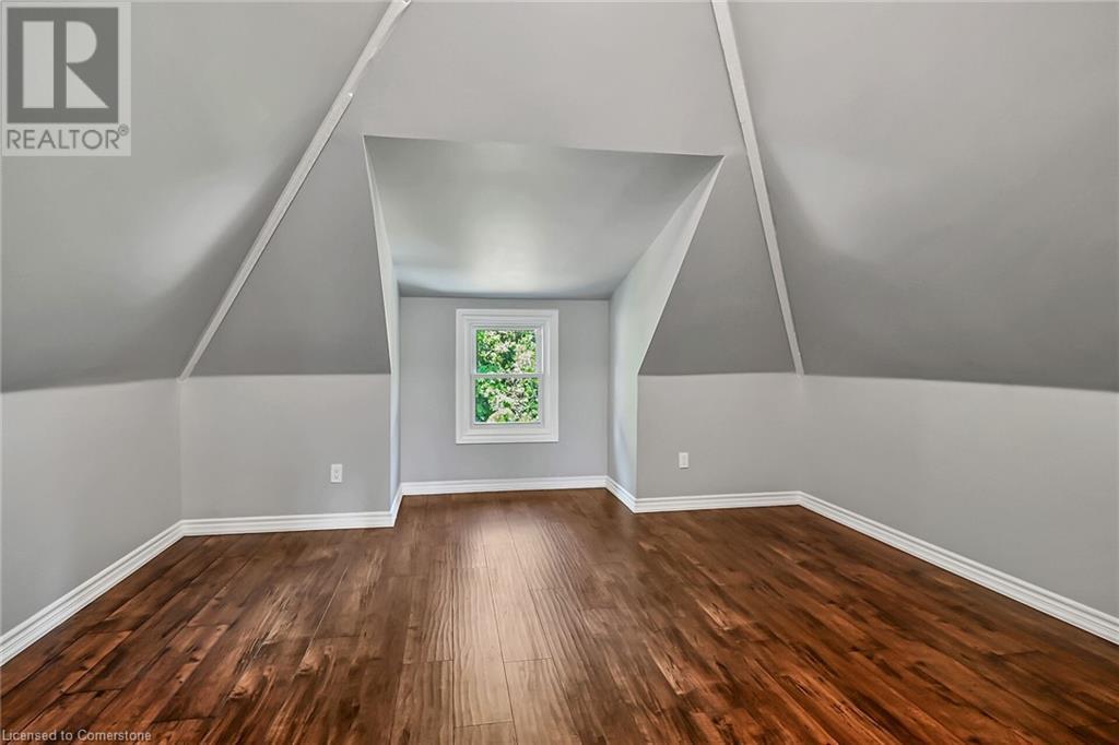 Photo 32 of 172 Sherman Avenue S, Hamilton ON