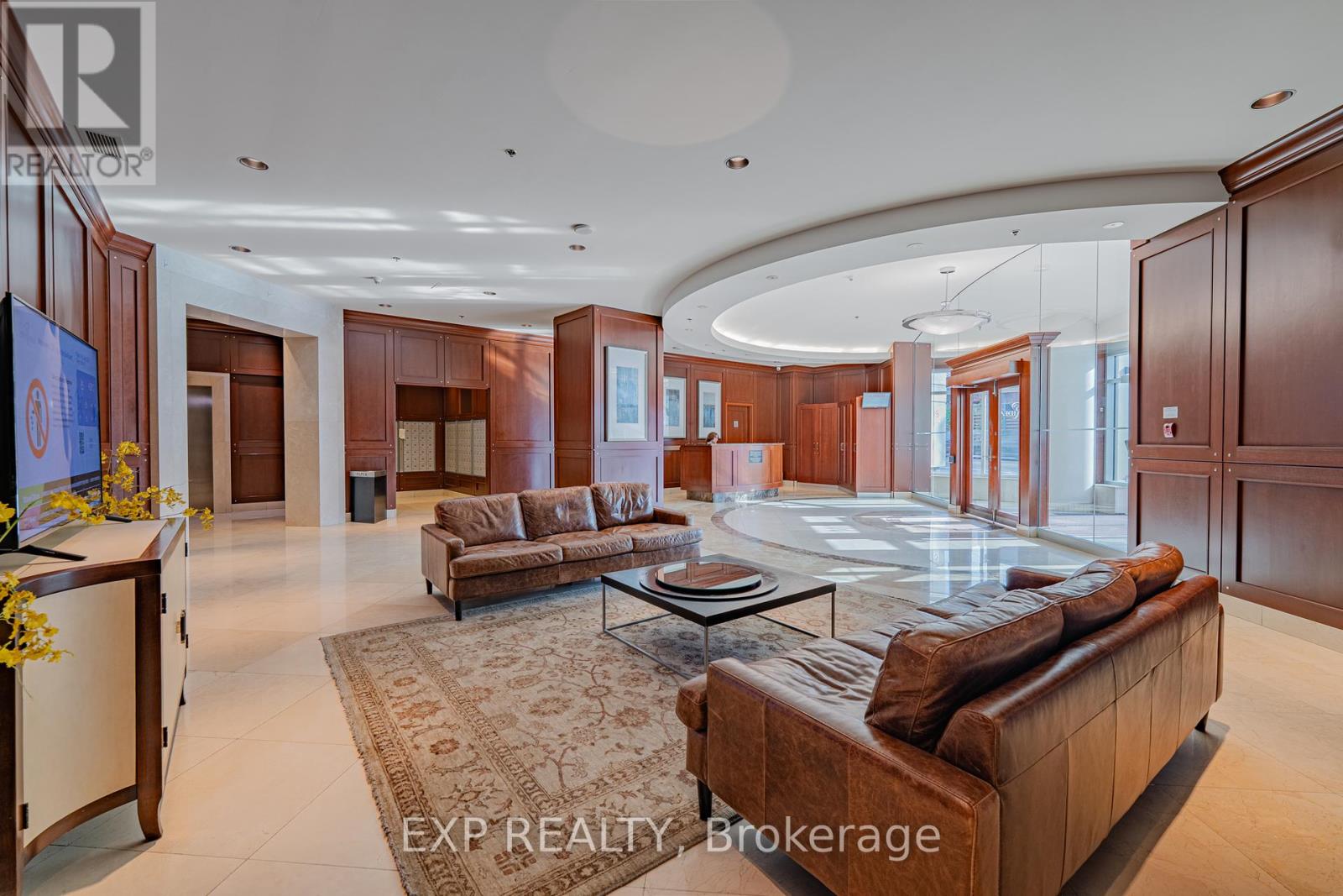 Photo 8 of 302 200 Rideau Street, Ottawa ON