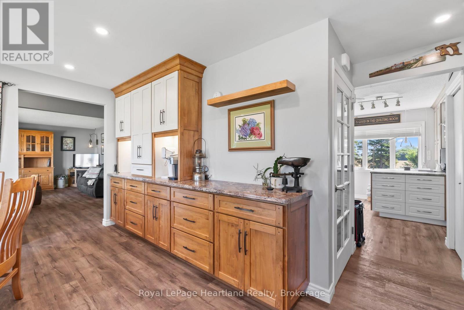 Photo 22 of 8715 Wellington Rd 7 Road, Mapleton ON