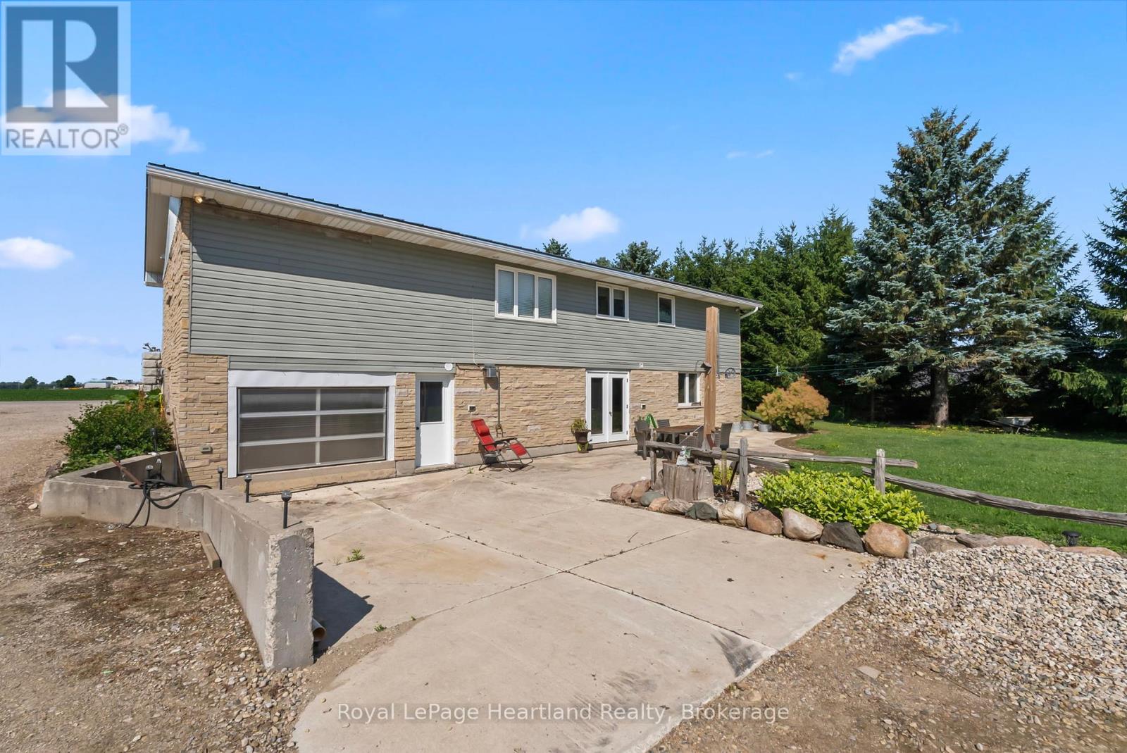 Photo 32 of 8715 Wellington Rd 7 Road, Mapleton ON
