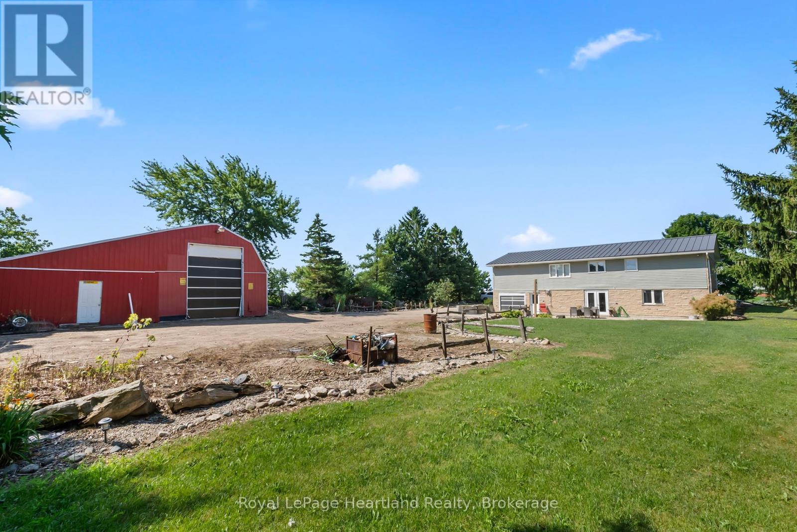 Photo 20 of 8715 Wellington Rd 7 Road, Mapleton ON