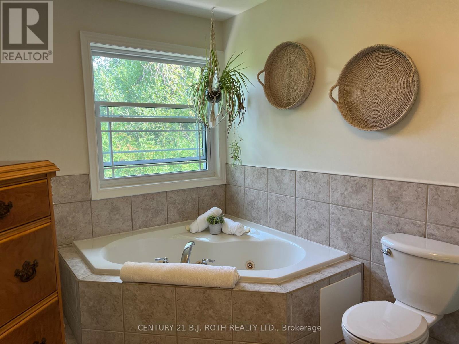 Photo 20 of 204 43 Creighton Street, Orillia ON