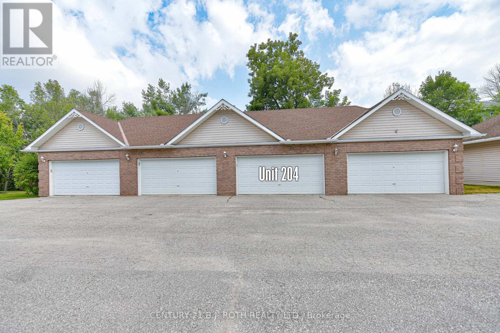 Photo 24 of 204 43 Creighton Street, Orillia ON