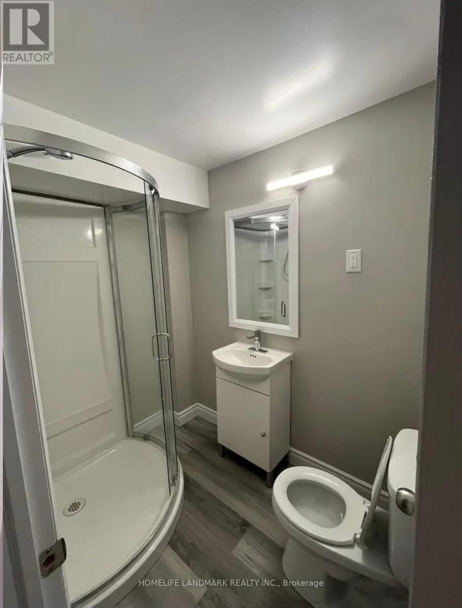 Photo 24 of 204 Derrydown Road, Toronto ON