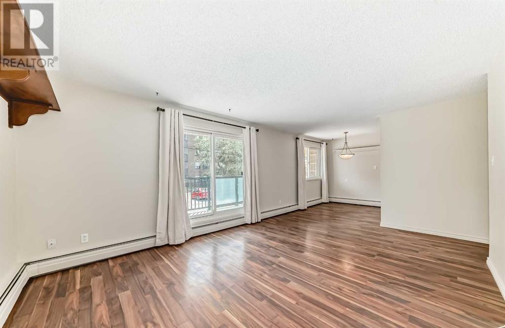 Single Family House for Sale in    Avenue SW Windsor Park Calgary 