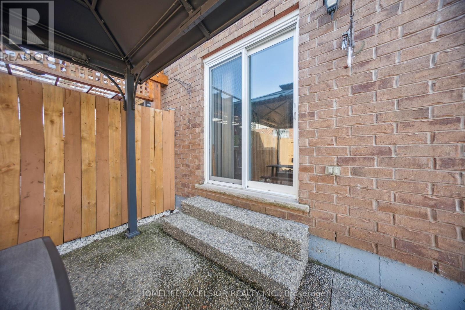 Photo 22 of 6285 Murray Street, Niagara Falls ON