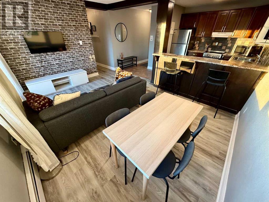 Single Family House for Sale in    Street NE Renfrew Calgary 