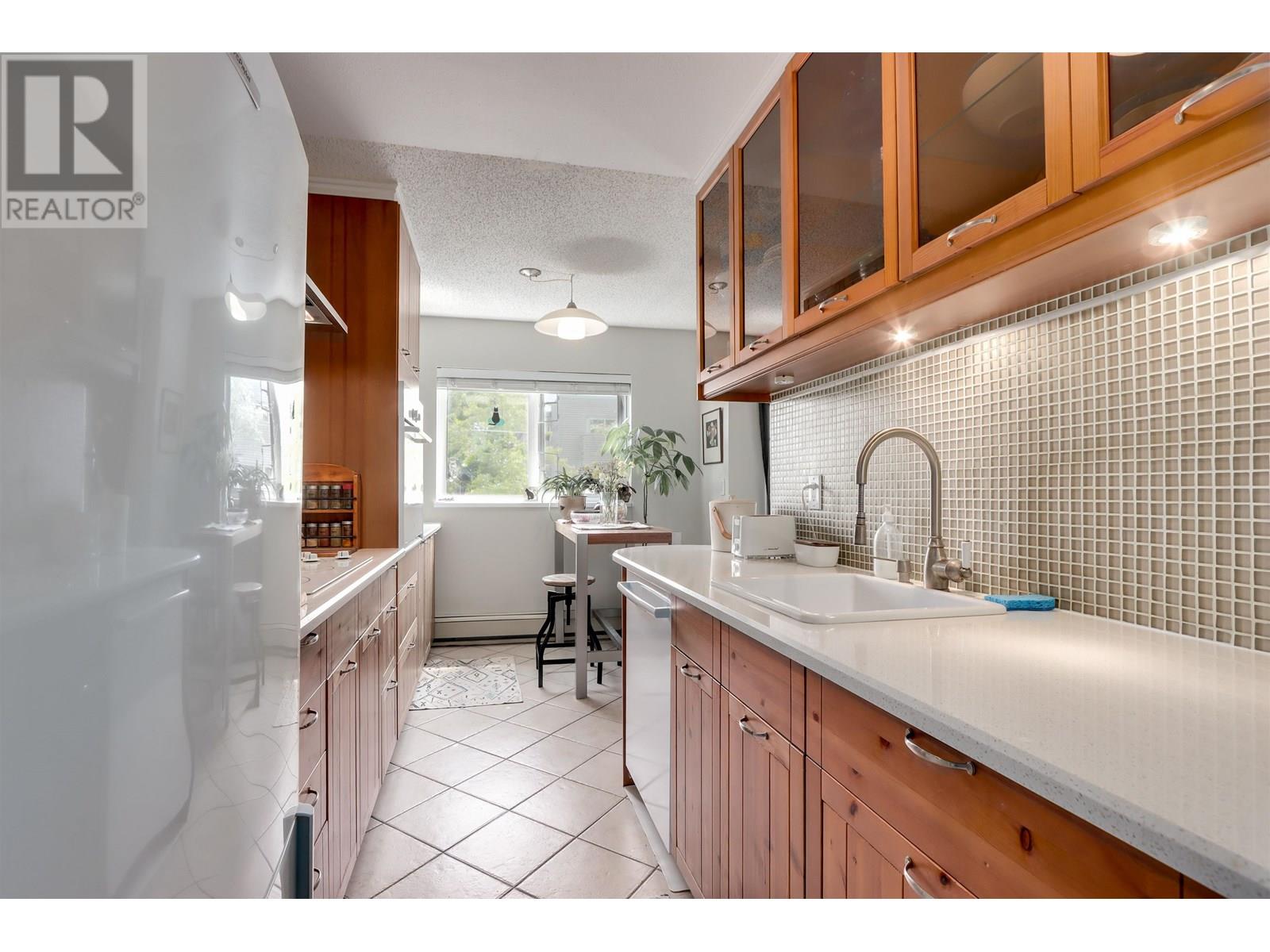 Photo 7 of 406 998 W 19th Avenue, Vancouver BC