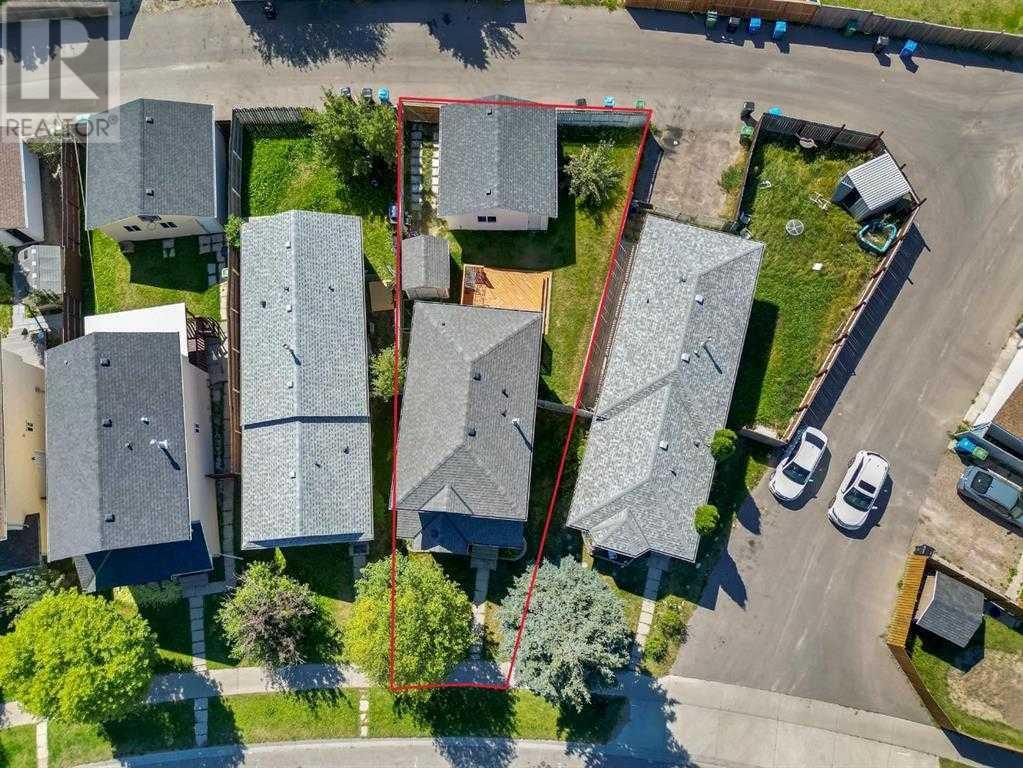 Photo 2 of 349 Martindale Boulevard Ne, Calgary AB