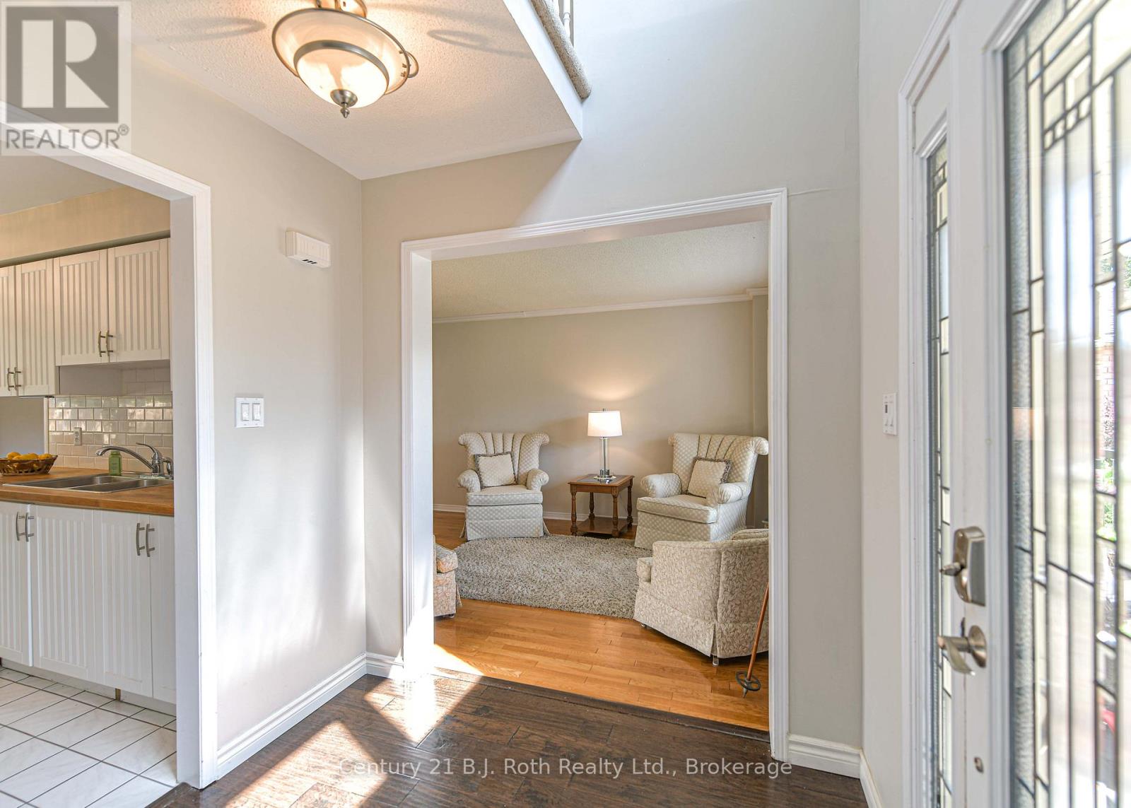 Photo 22 of 34 Brandon Crescent, Orillia ON