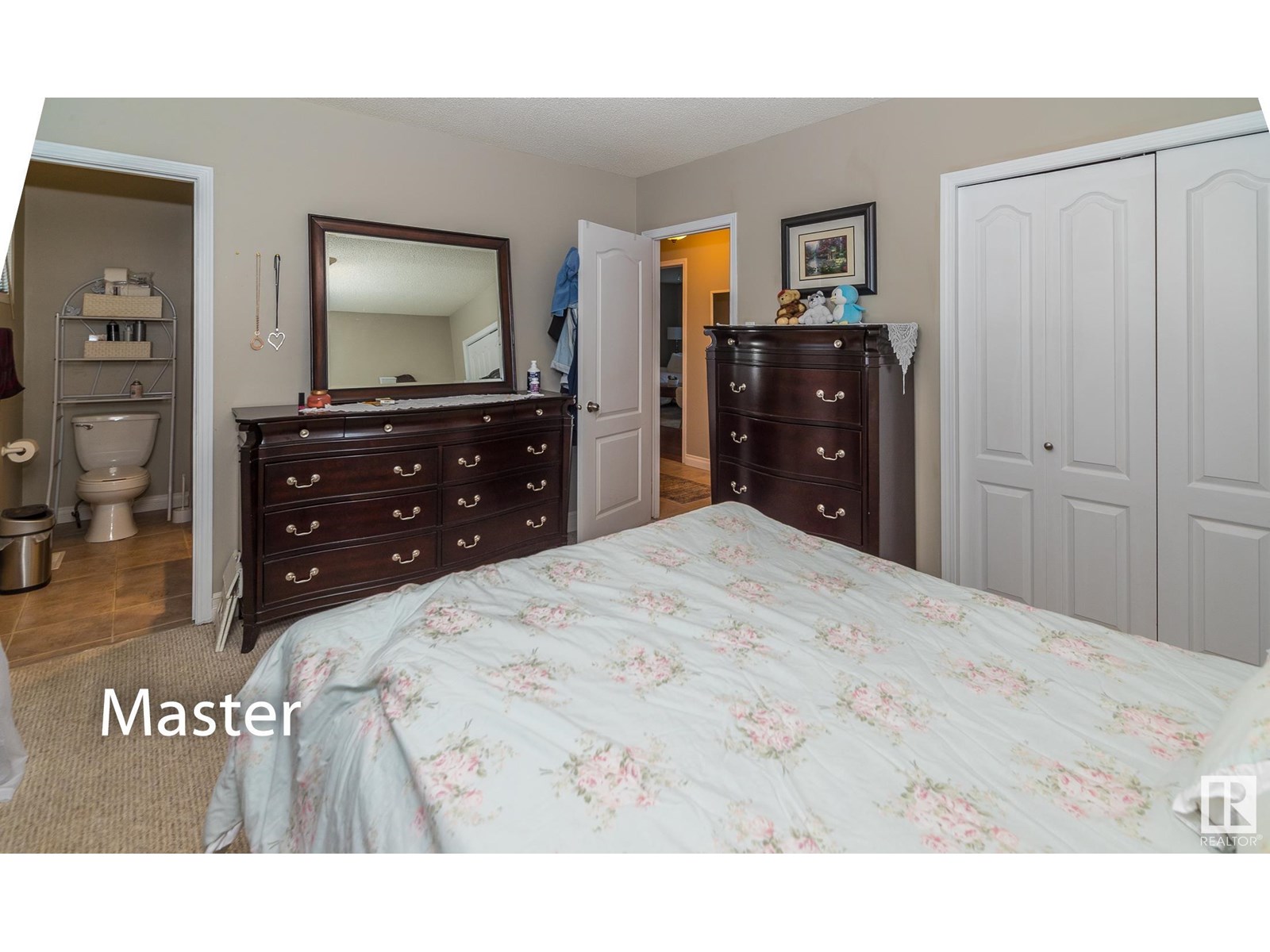 Photo 11 of 14904 107 Av Nw, Edmonton AB