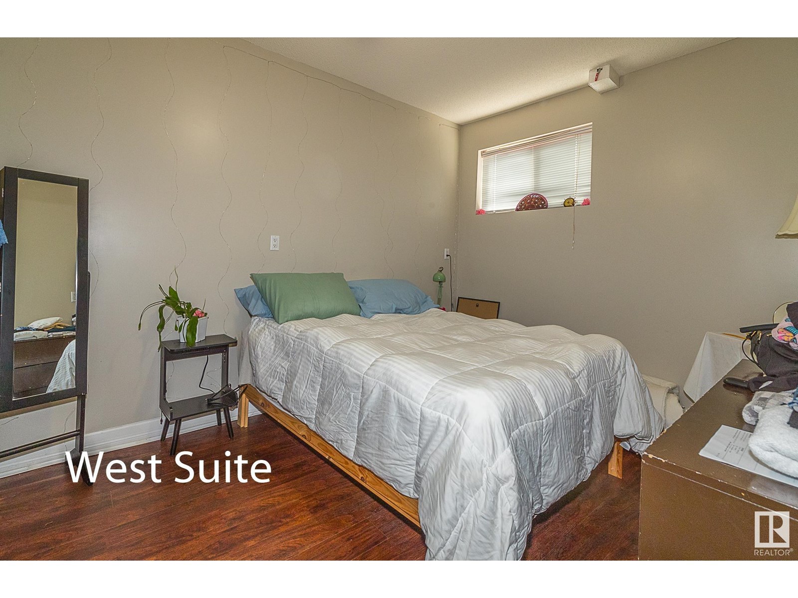 Photo 37 of 14904 107 Av Nw, Edmonton AB
