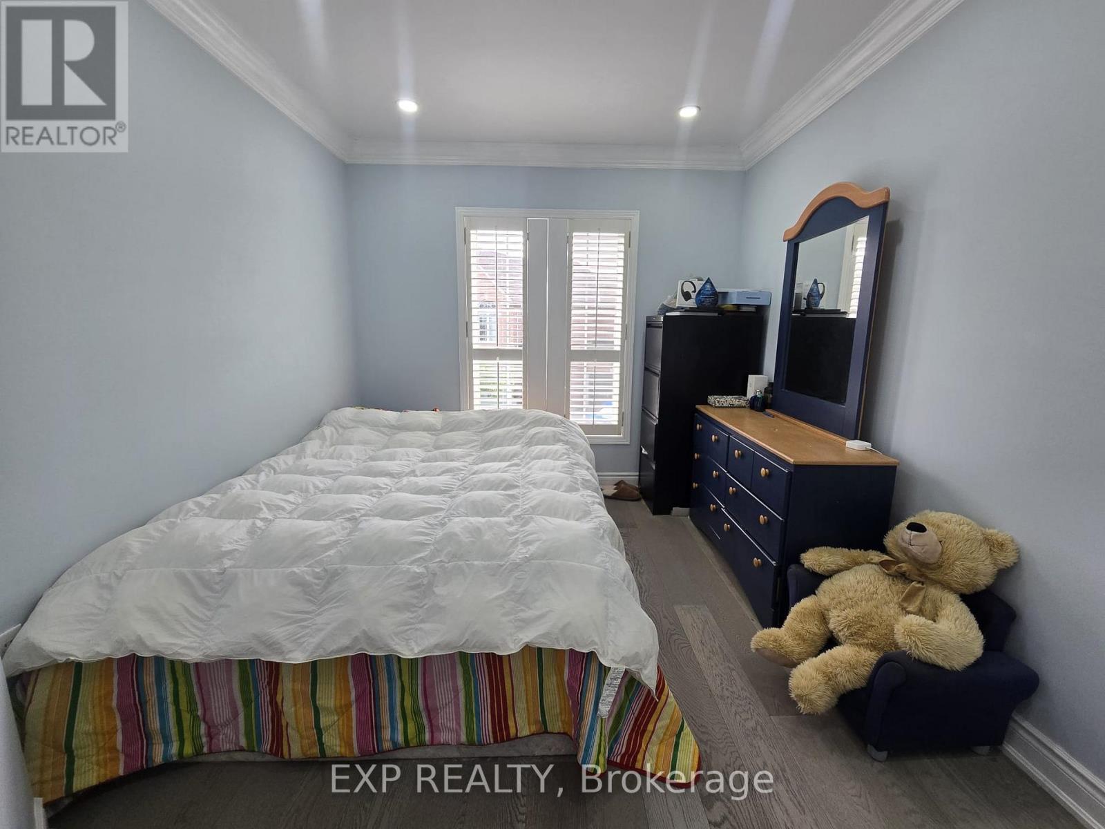 Photo 17 of 25 6399 Spinnaker Circle, Mississauga ON