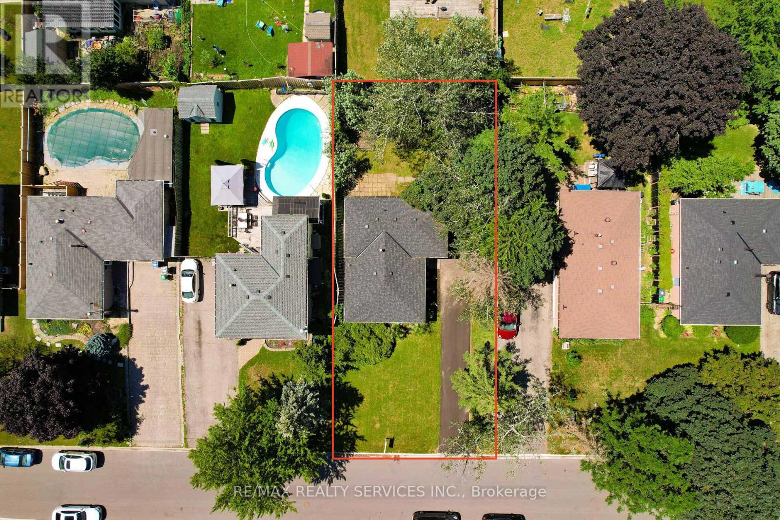 Photo 33 of 23 Fidelia Crescent, Brampton ON
