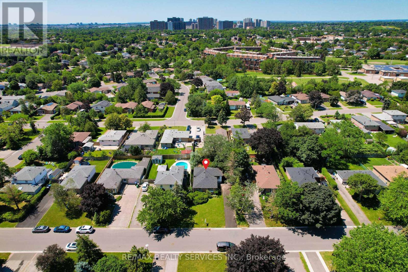 Photo 34 of 23 Fidelia Crescent, Brampton ON
