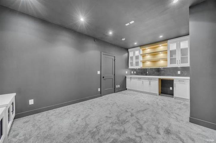 Photo 23 of 16685 15 A Avenue, Surrey BC
