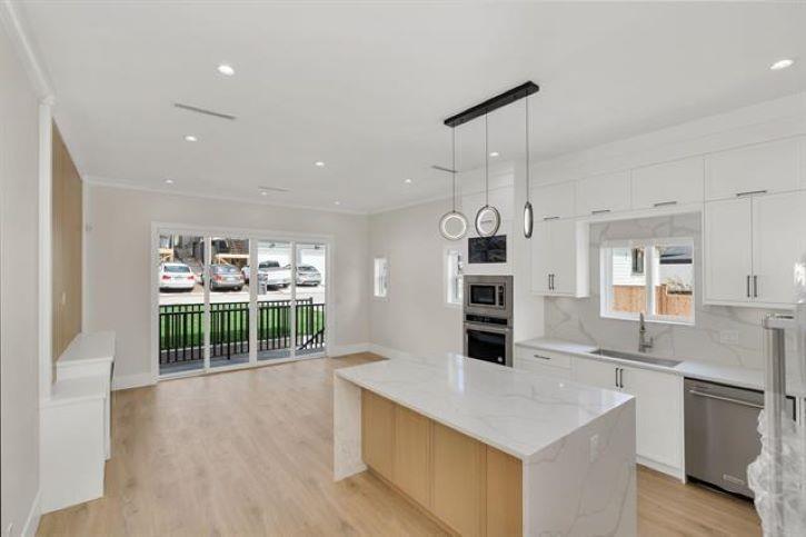 Photo 2 of 16685 15 A Avenue, Surrey BC