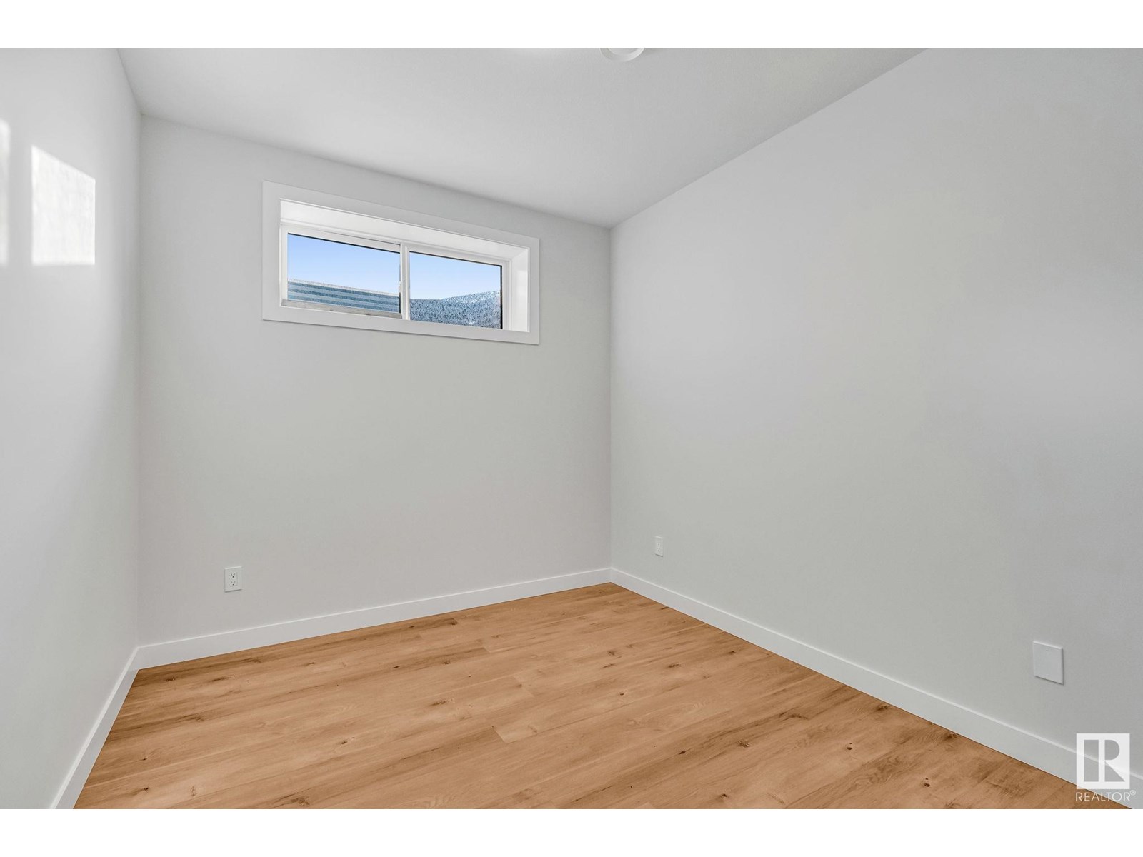 Photo 45 of 12715 114 St Nw, Edmonton AB