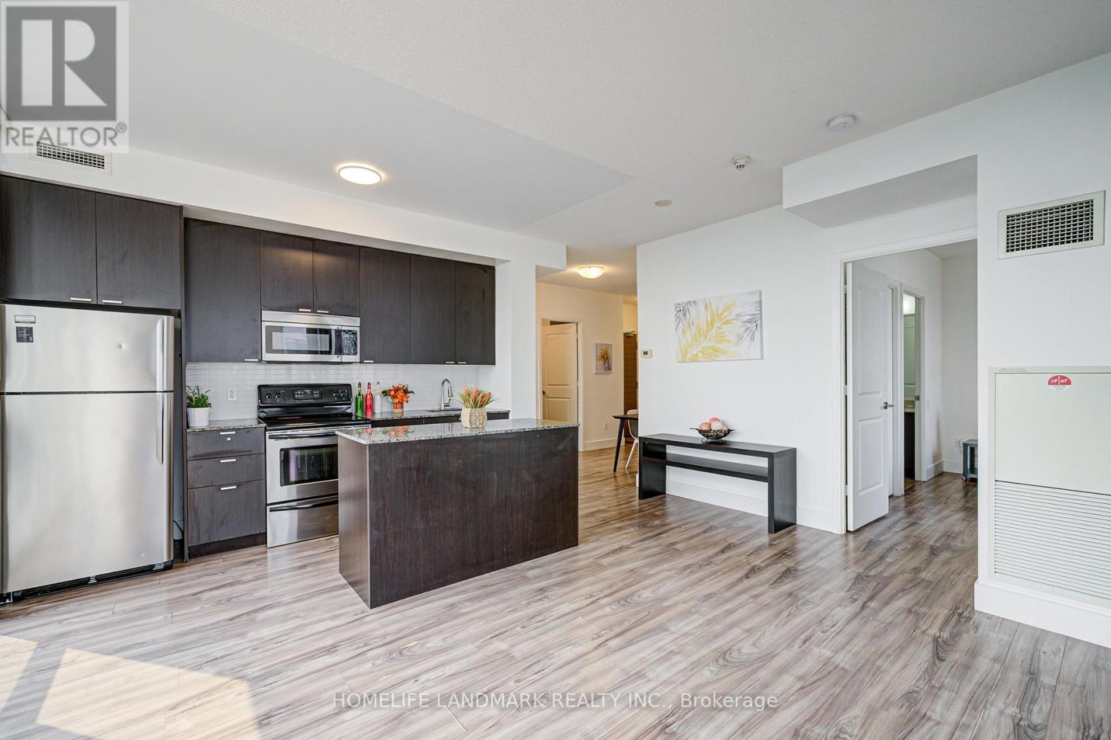 Photo 27 of 2004 23 Sheppard Avenue E, Toronto ON