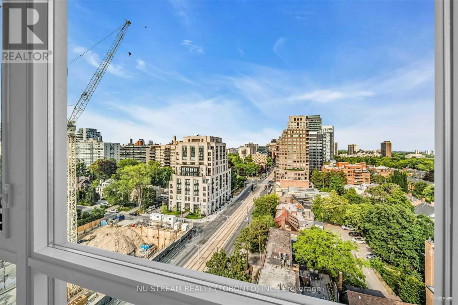 Photo 10 of 1107 223 St Clair Avenue W, Toronto ON