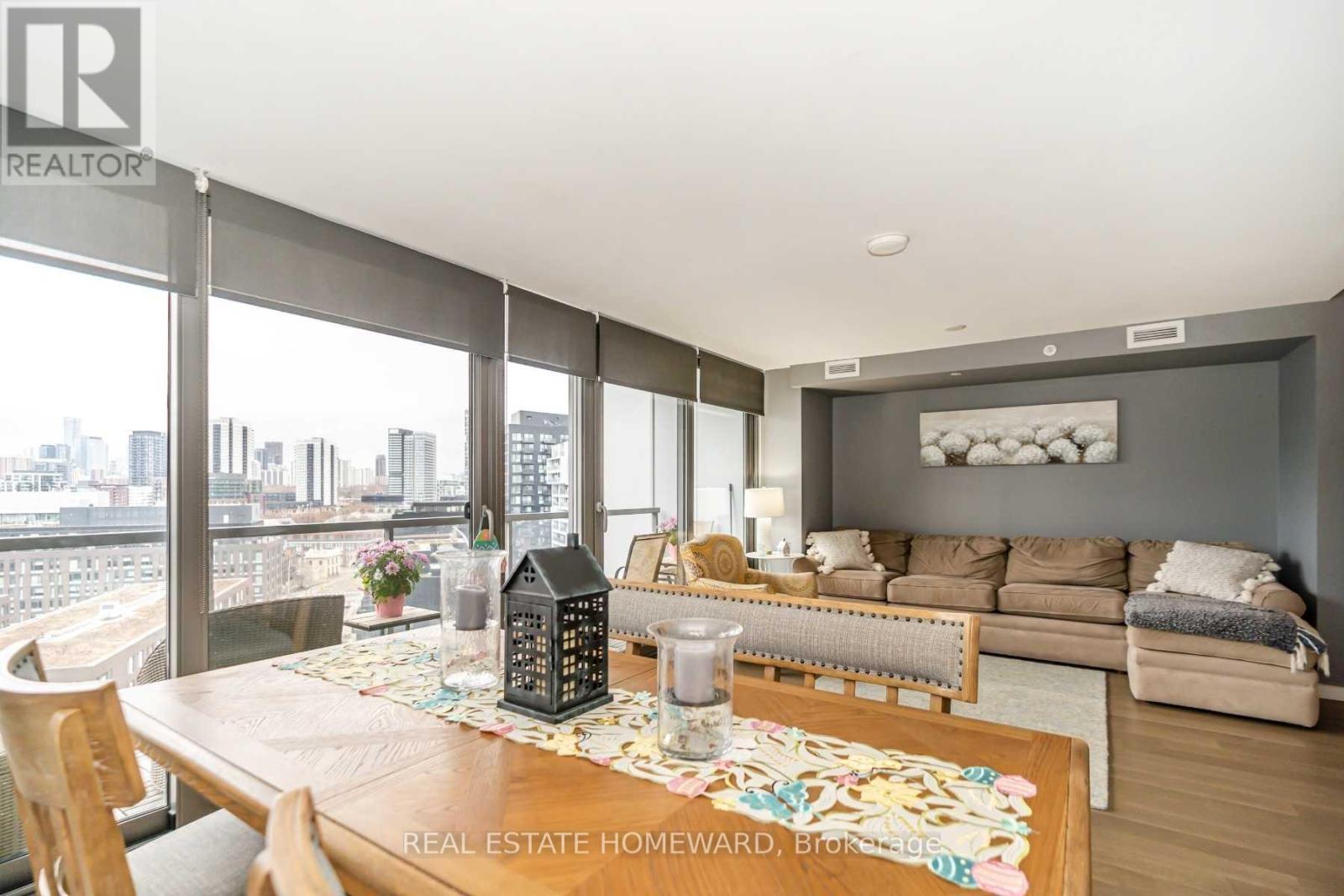 Photo 16 of 1104 170 Bayview Avenue, Toronto ON