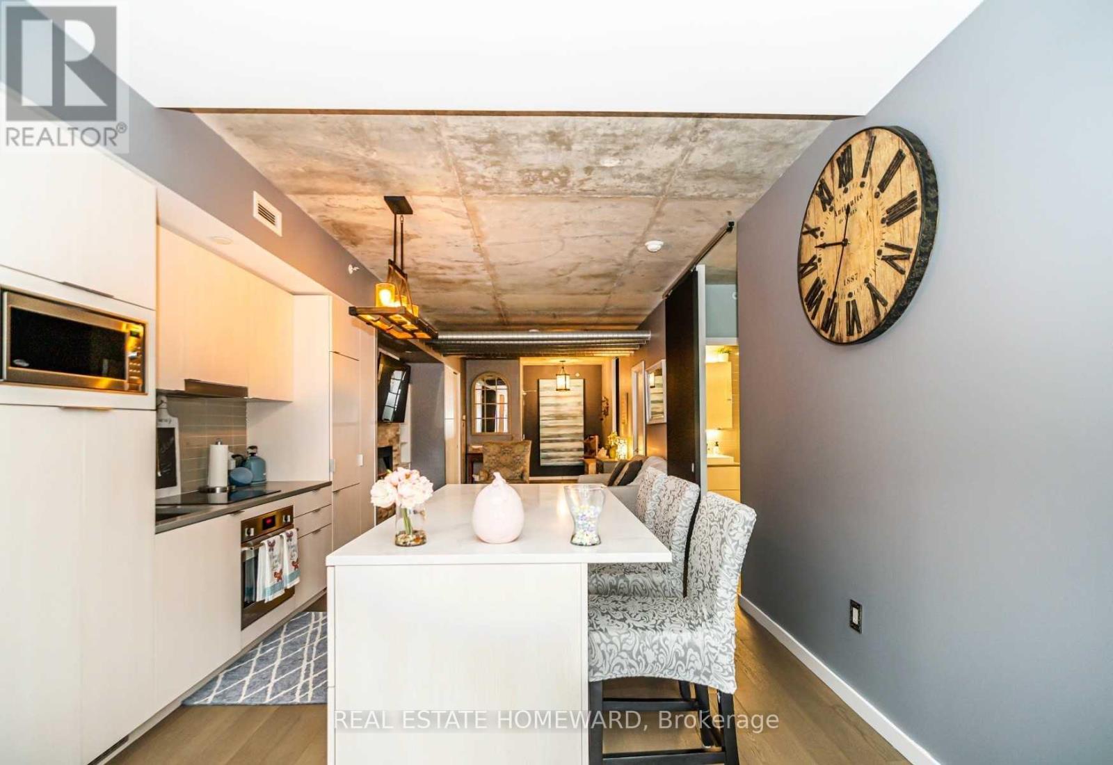 Photo 19 of 1104 170 Bayview Avenue, Toronto ON