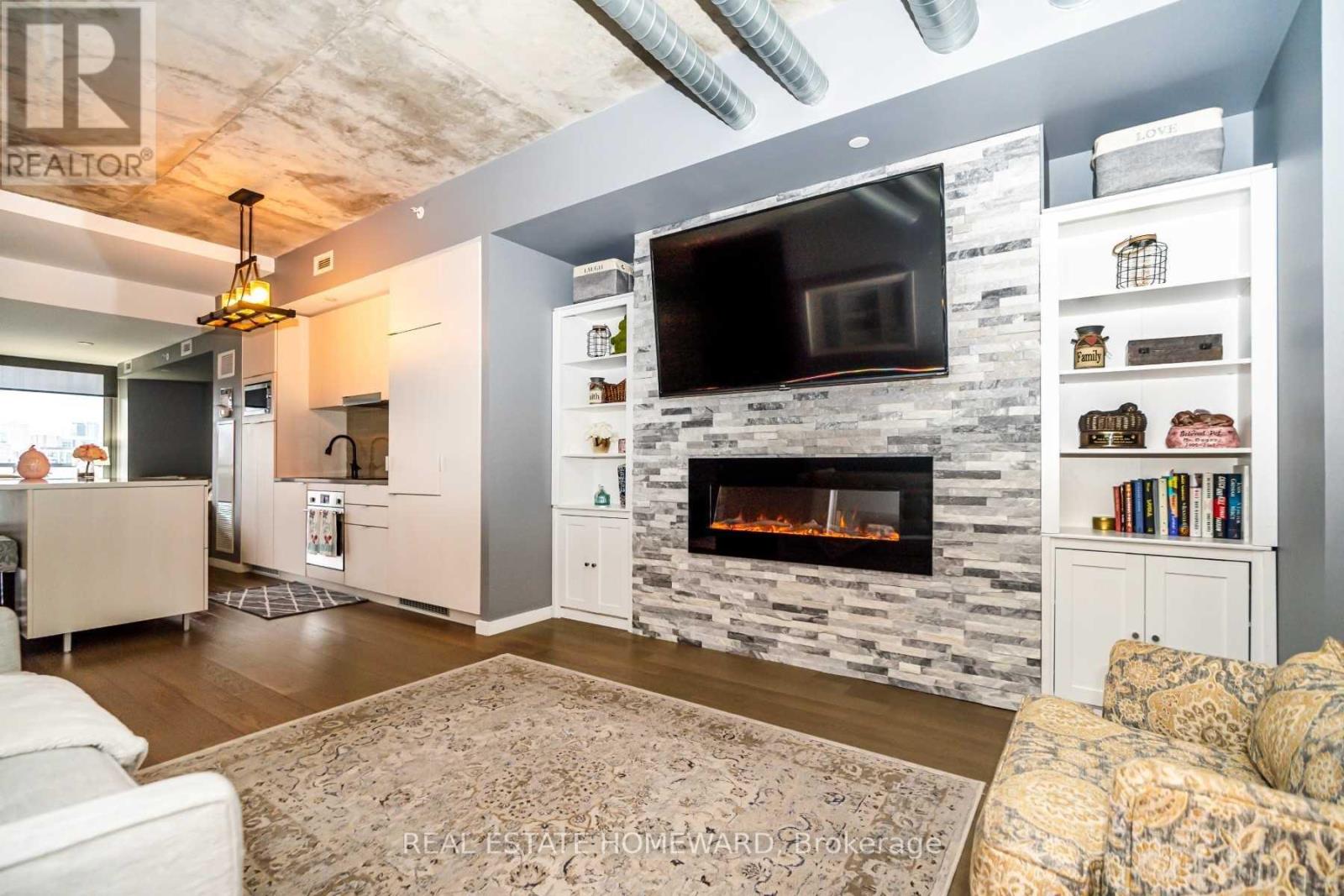 Photo 23 of 1104 170 Bayview Avenue, Toronto ON