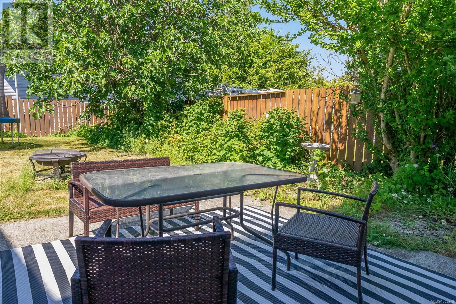 186 Acacia Ave, Nanaimo