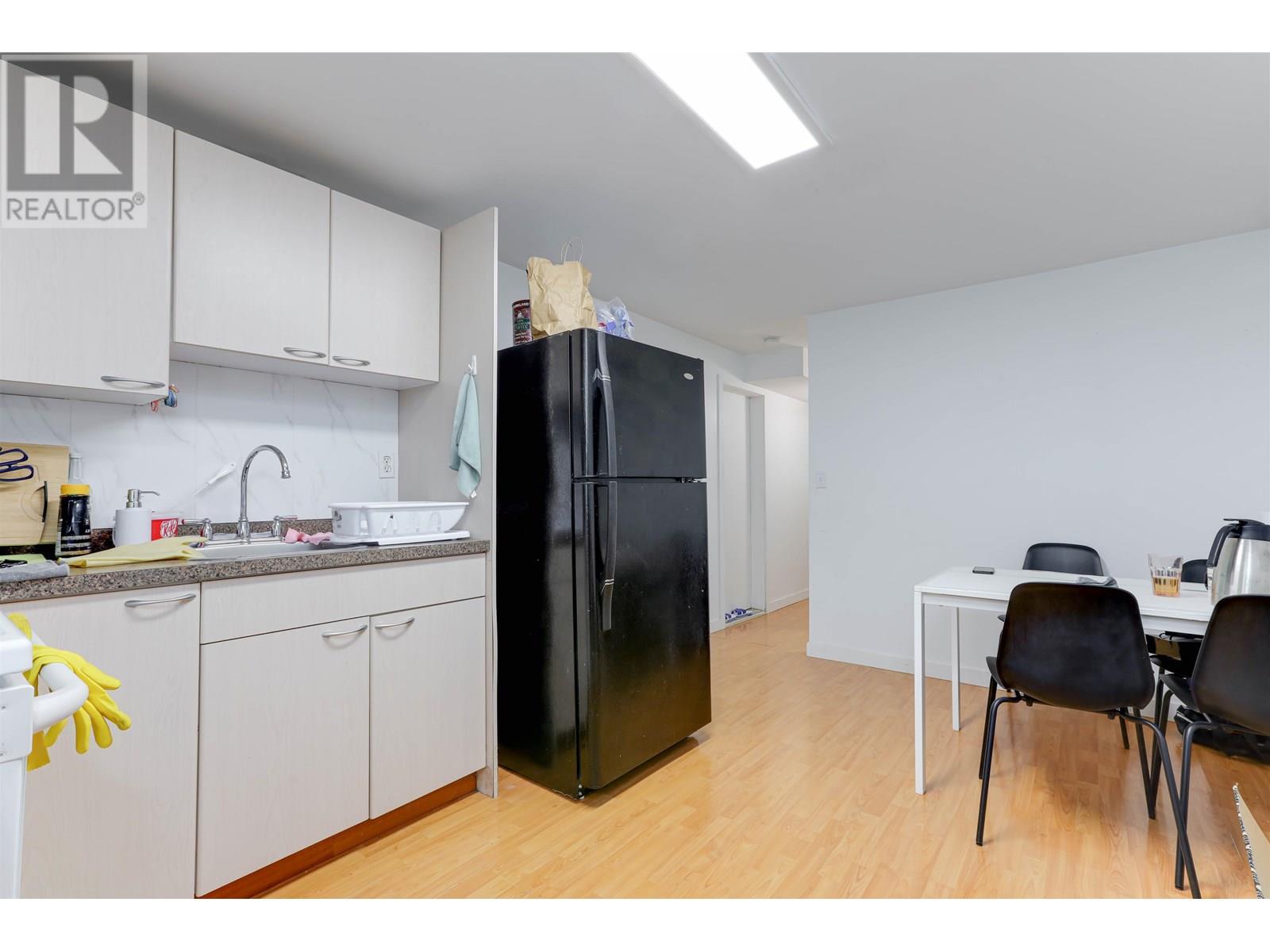 Photo 26 of 2611 E 48th Avenue, Vancouver BC