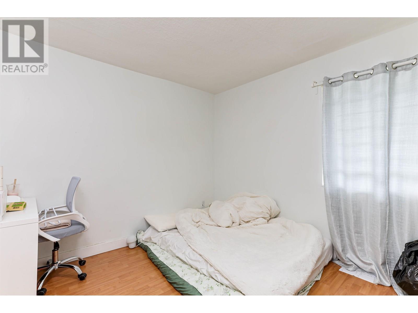 Photo 33 of 2611 E 48th Avenue, Vancouver BC