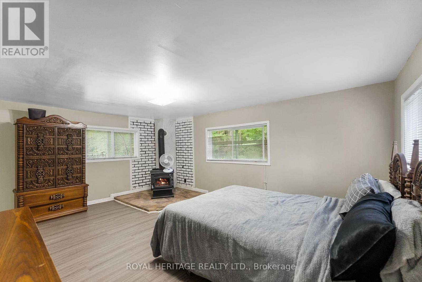 Photo 20 of 17415 35 Highway, Algonquin Highlands ON