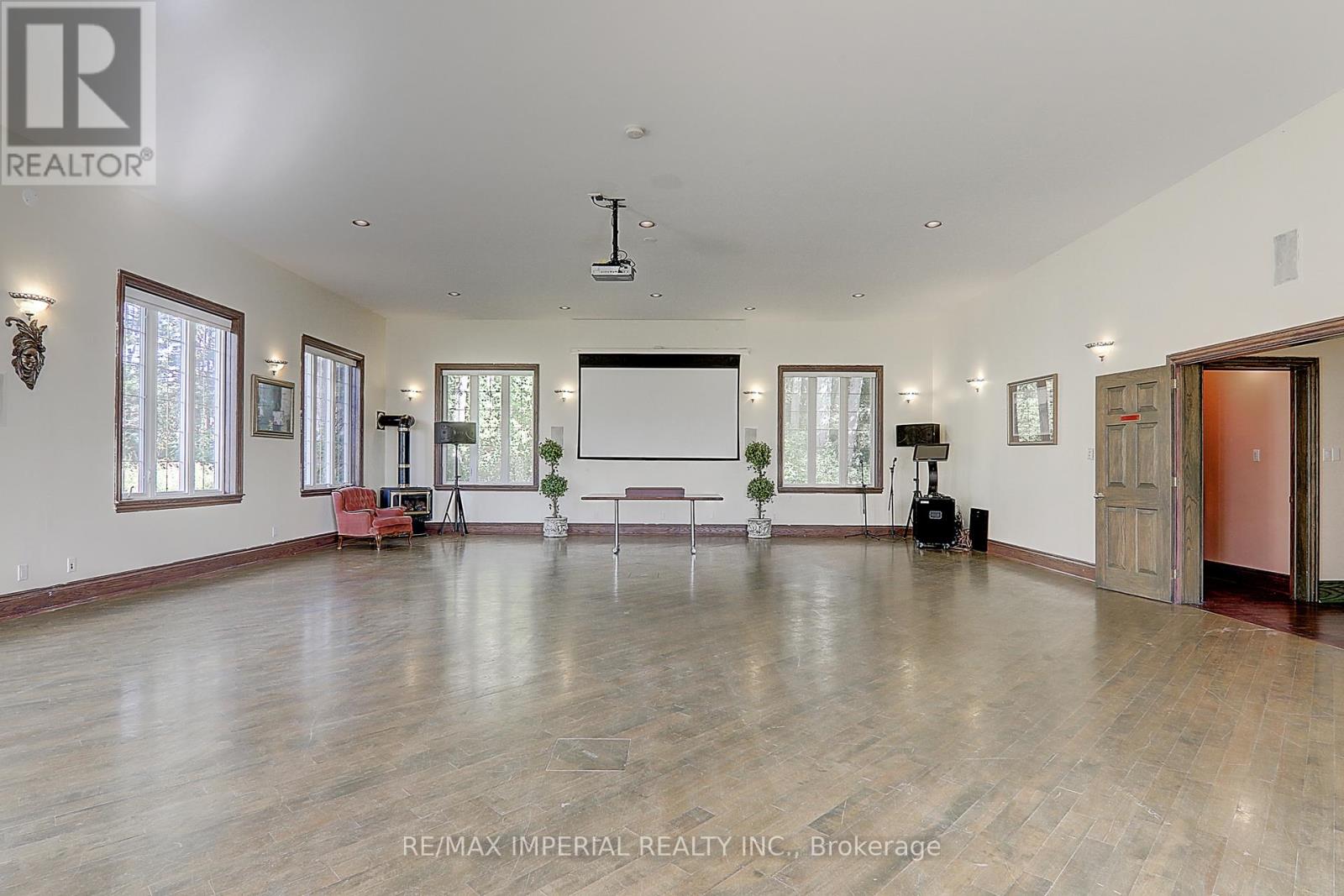 Photo 44 of 13231 Kennedy Road, Whitchurchstouffville ON