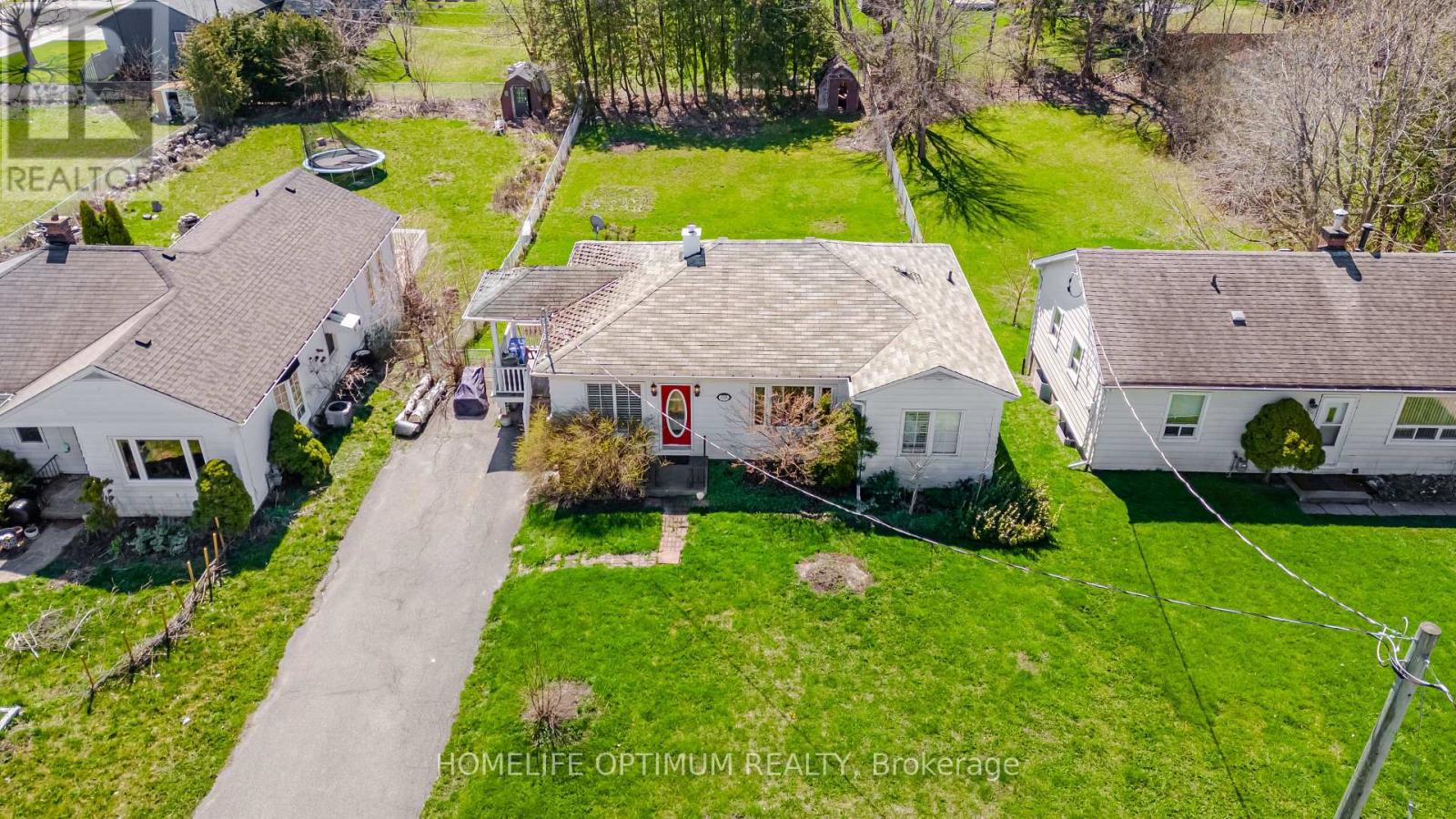 Photo 12 of 128 Eagle Street, Newmarket ON